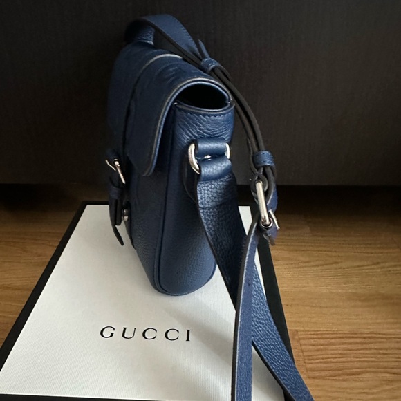 💯%Authentic! Brand new! Gucci JUMBO GG SMALL MESSENGER Crossbody Bag Royal Blue - Picture 5 of 13